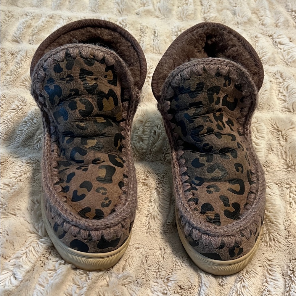 Mou Brown Leopard Print woman